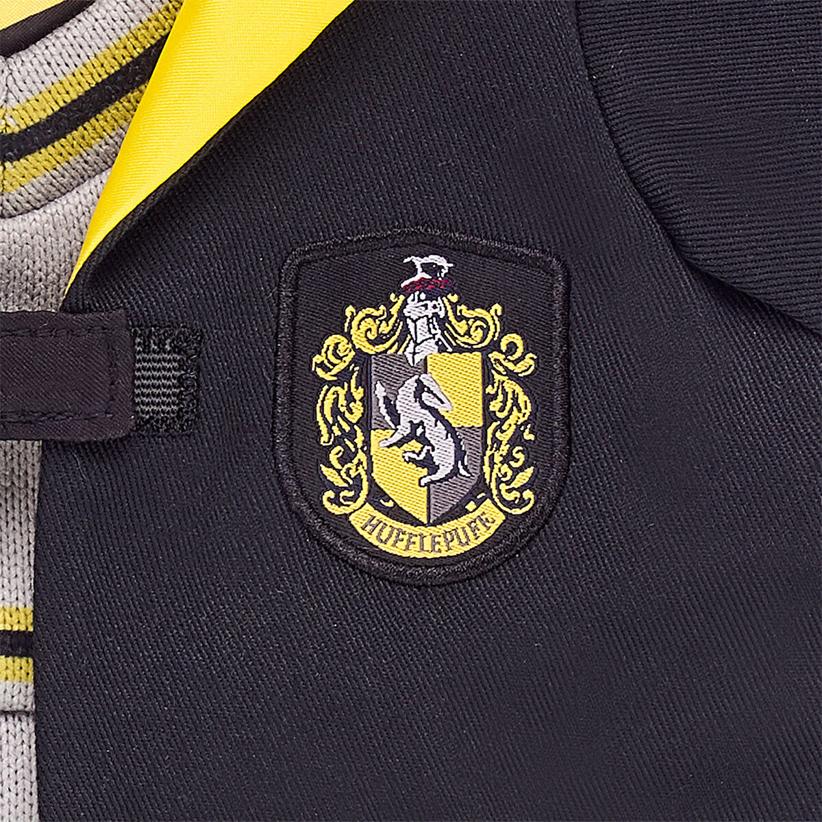 Harry Potter Hufflepuff House Robe - Image 3